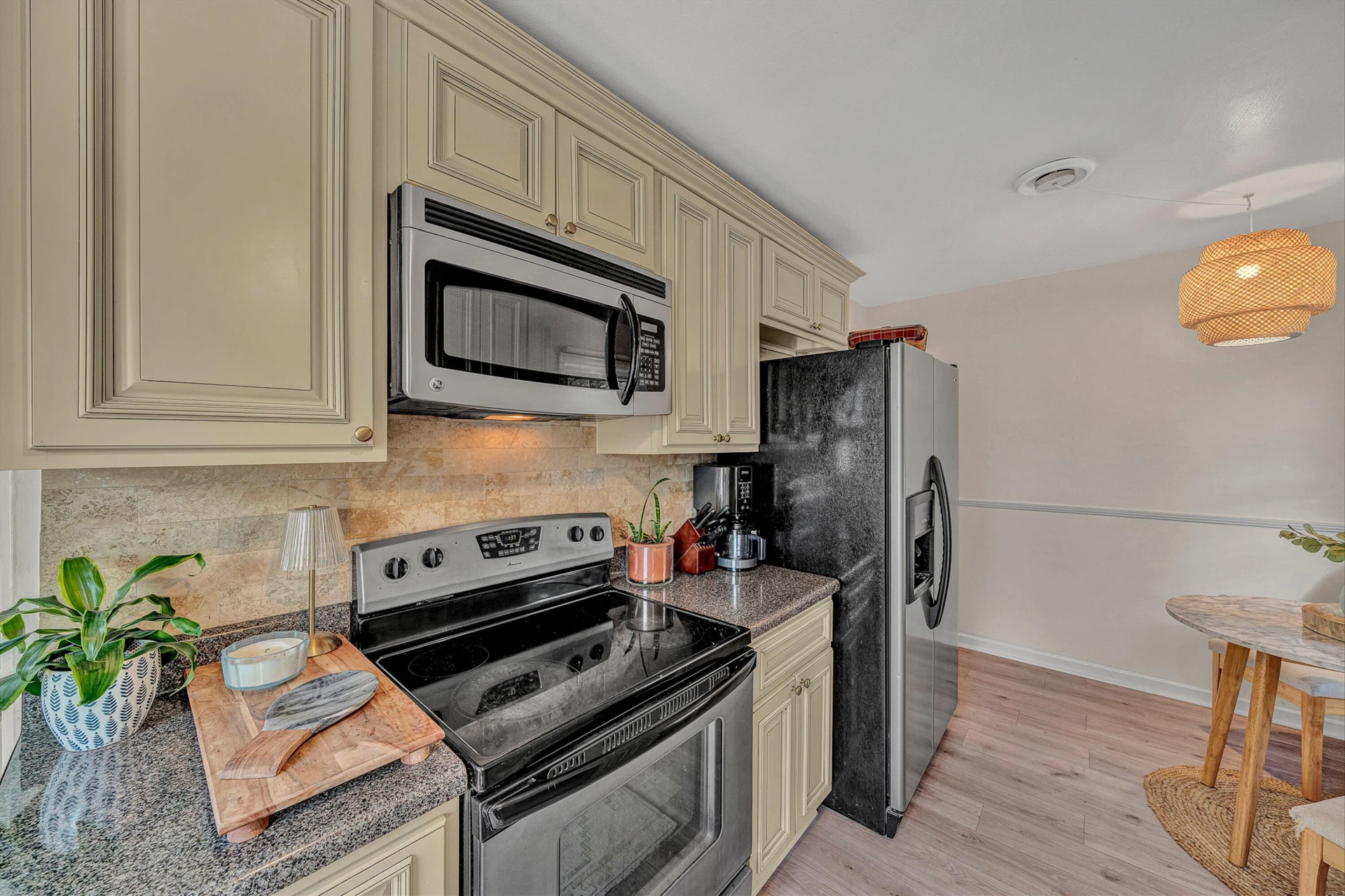 2451 Westover AVE SW - Photo 12