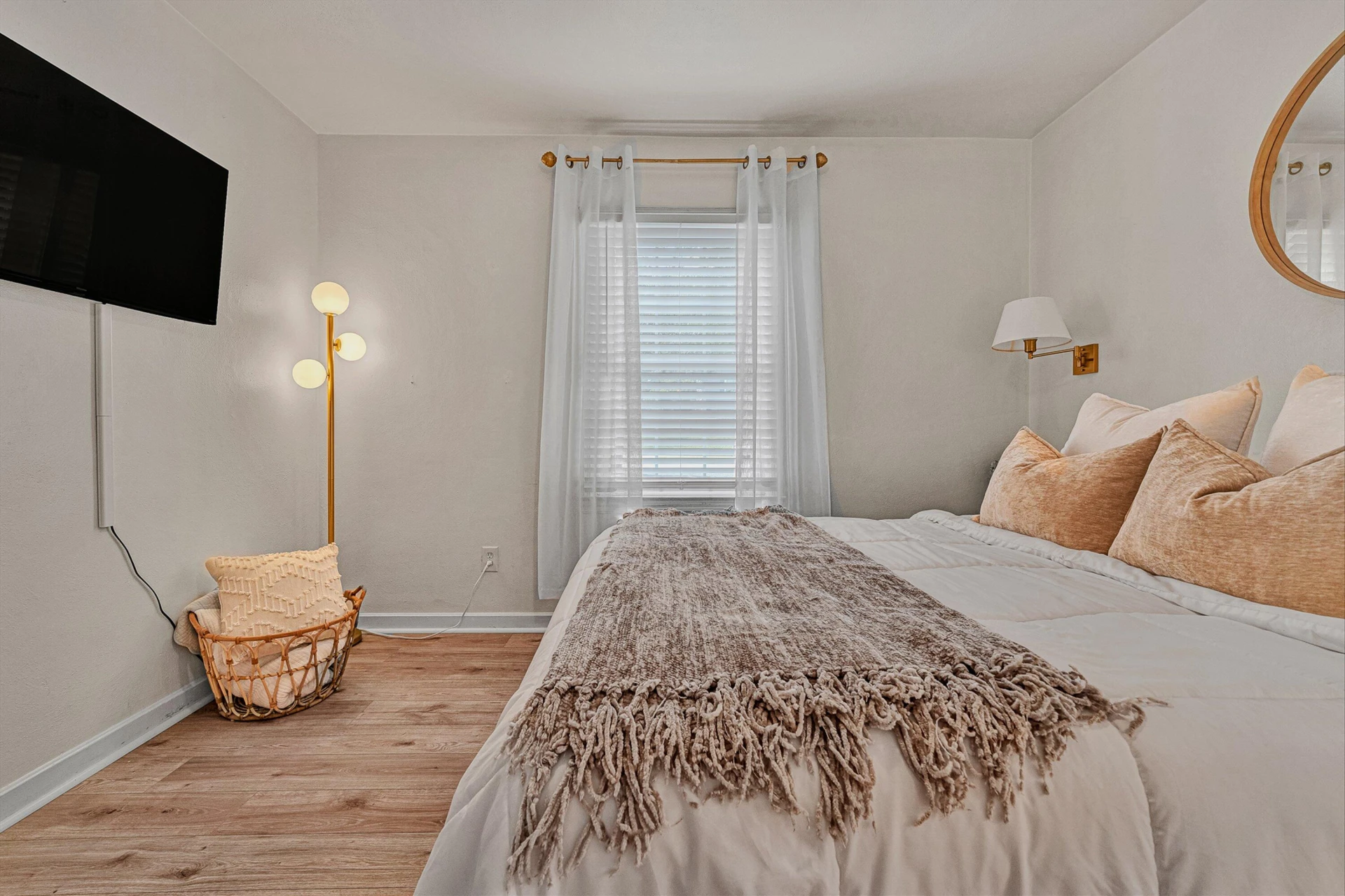 2451 Westover AVE SW - Photo 18