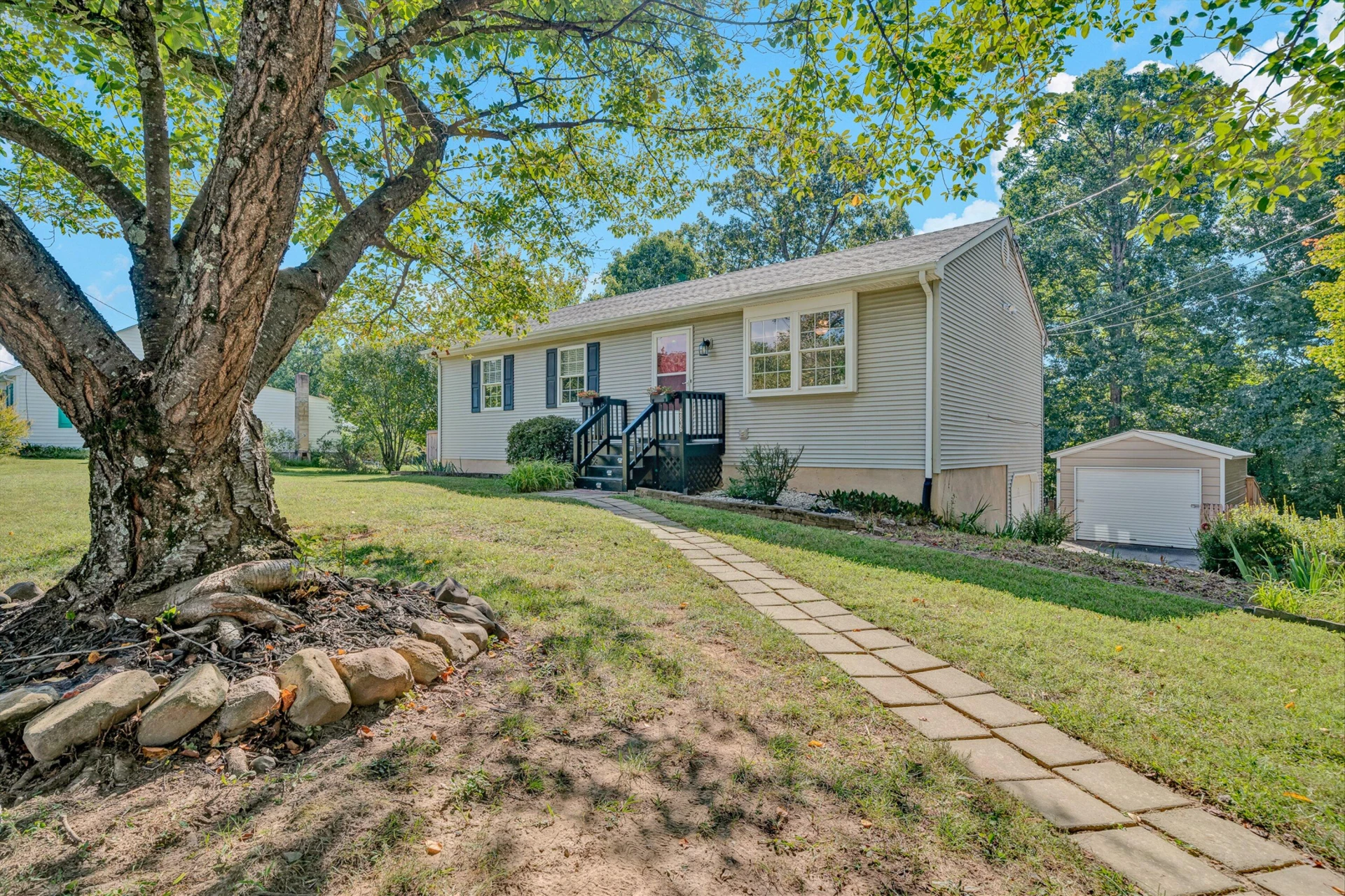 4836 Oak RD NW - Photo 3