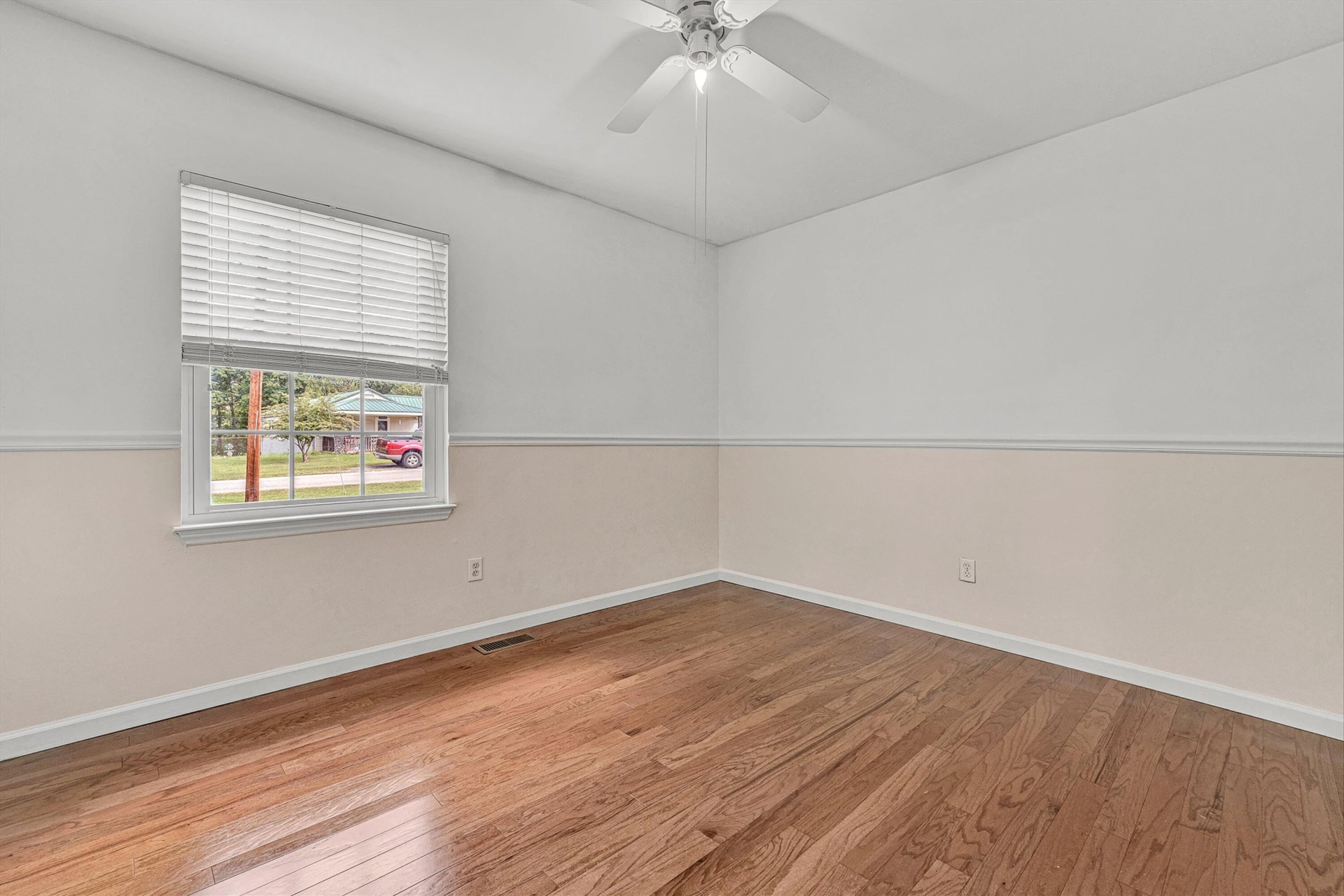 4836 Oak RD NW - Photo 19