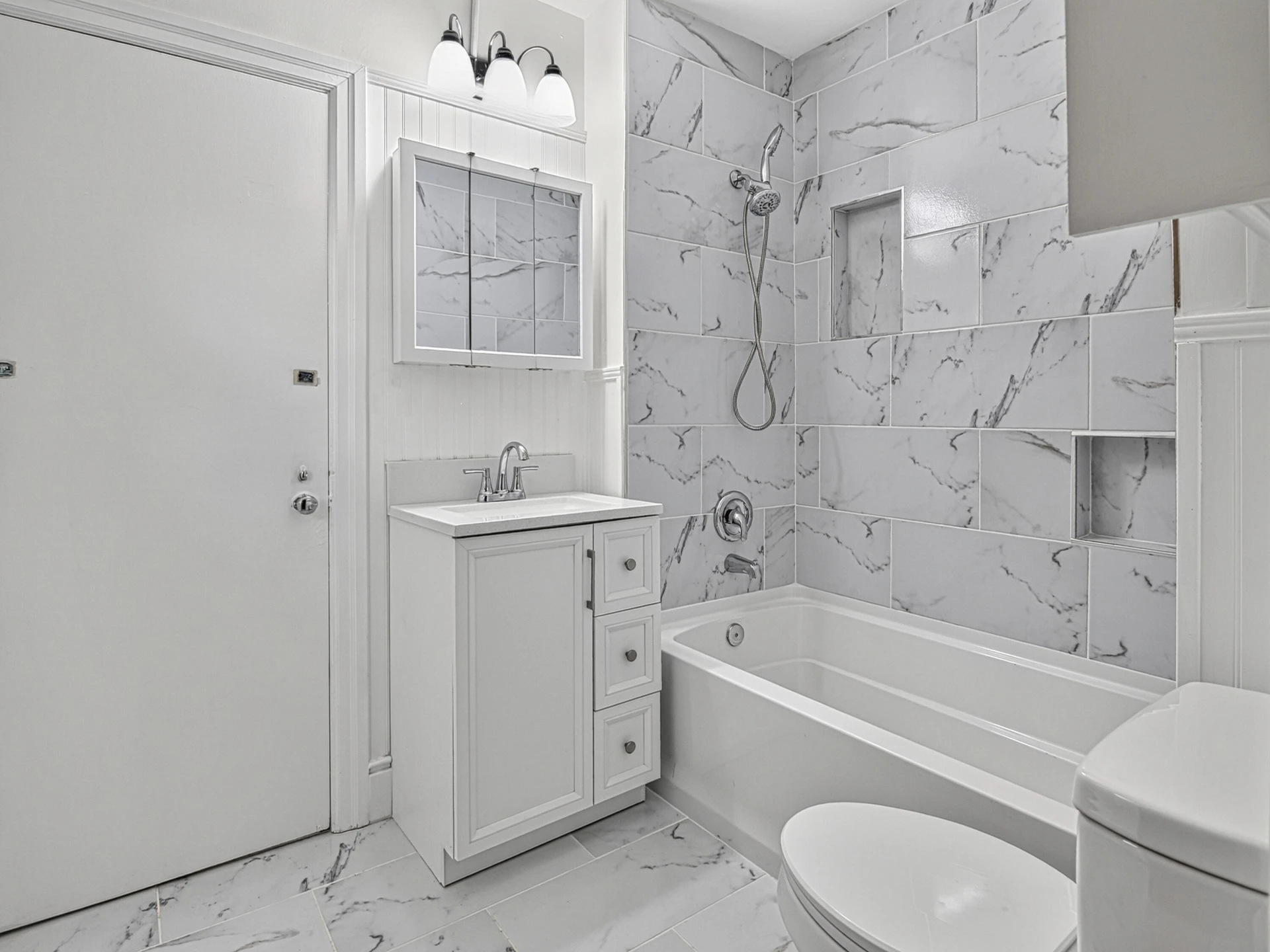 4401 Hilltop DR - Photo 18