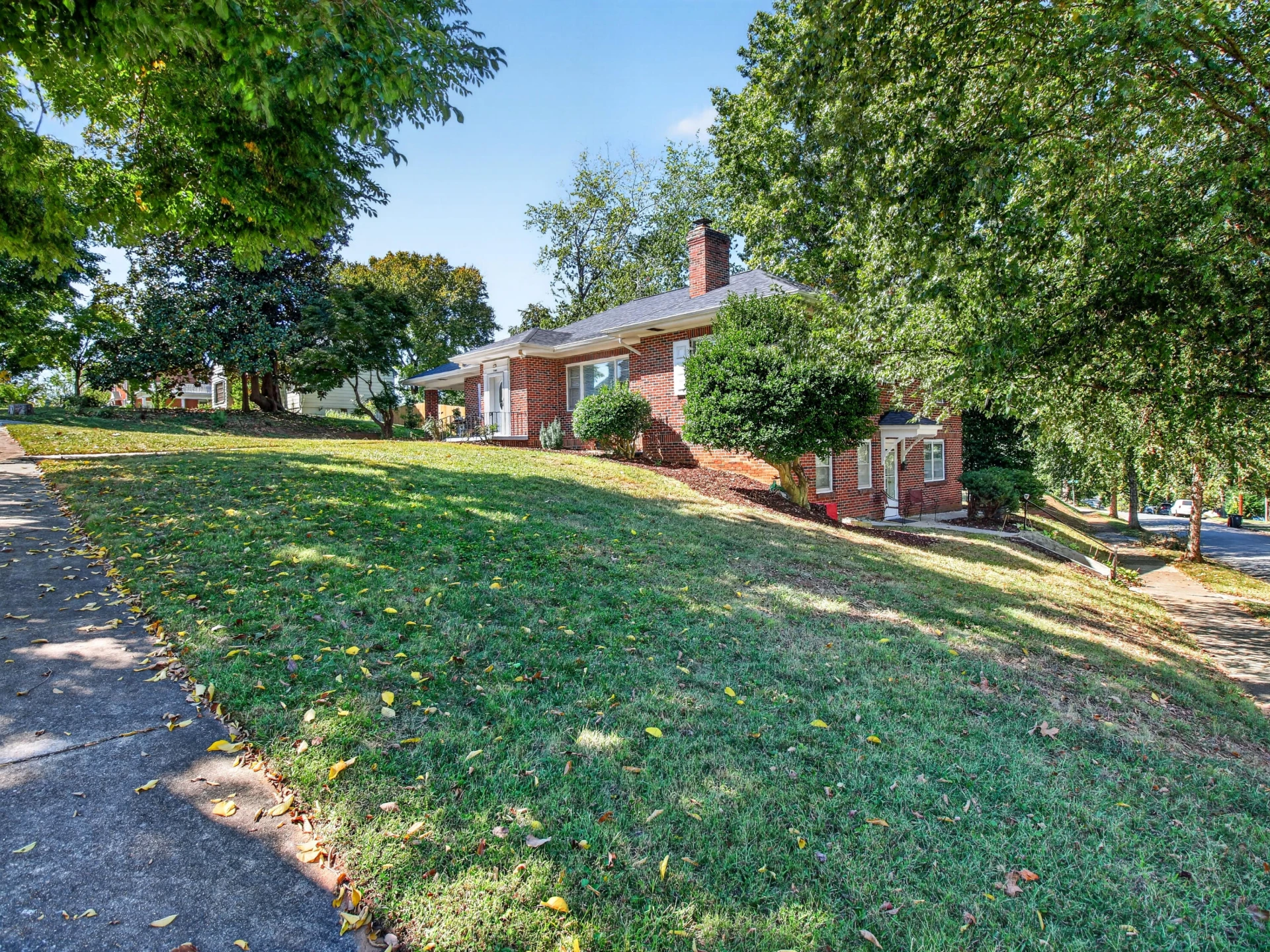 4401 Hilltop DR - Photo 43