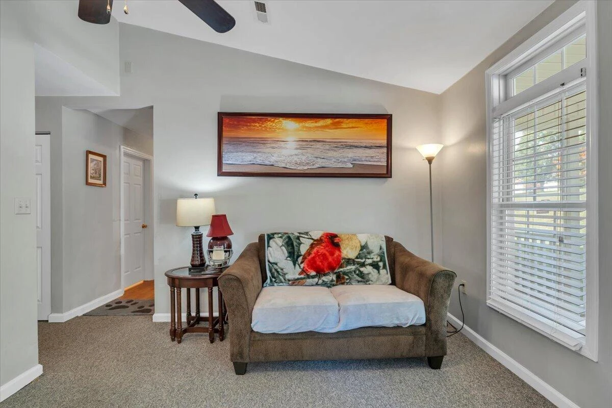 60 Upland DR - Photo 7