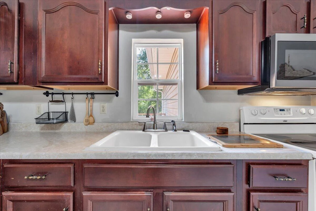 60 Upland DR - Photo 17