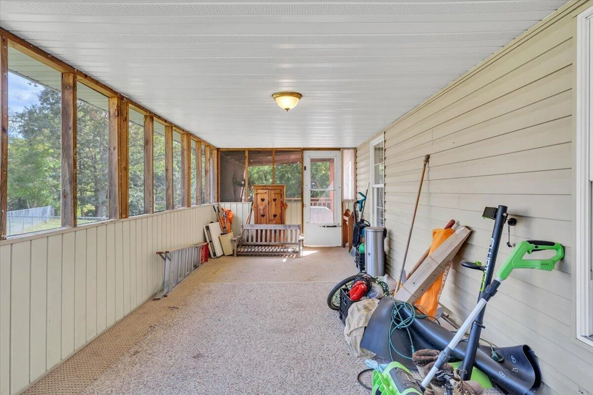 60 Upland DR - Photo 34