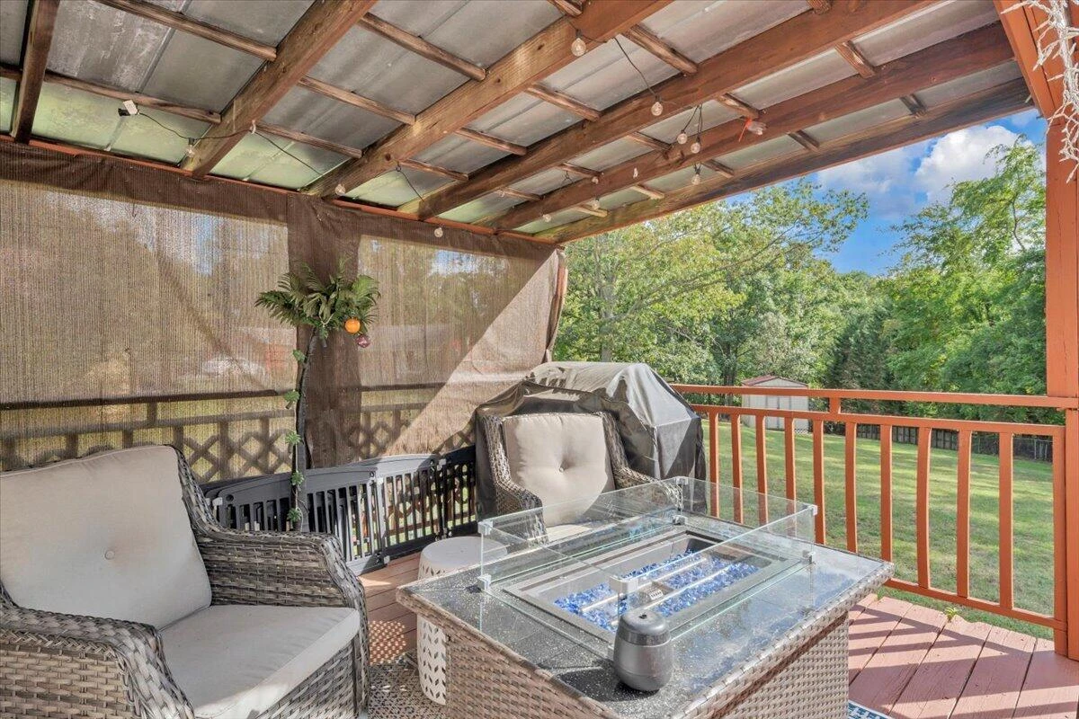 60 Upland DR - Photo 37