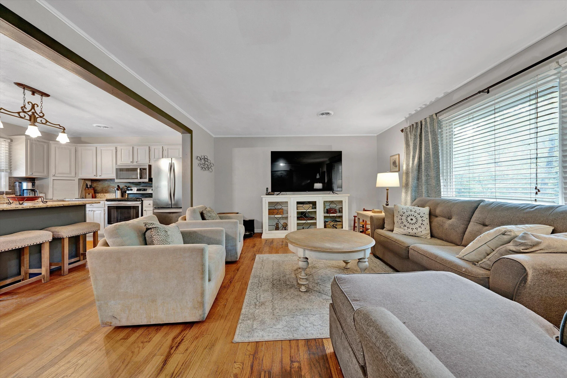 6804 Cotton Hill RD - Photo 5