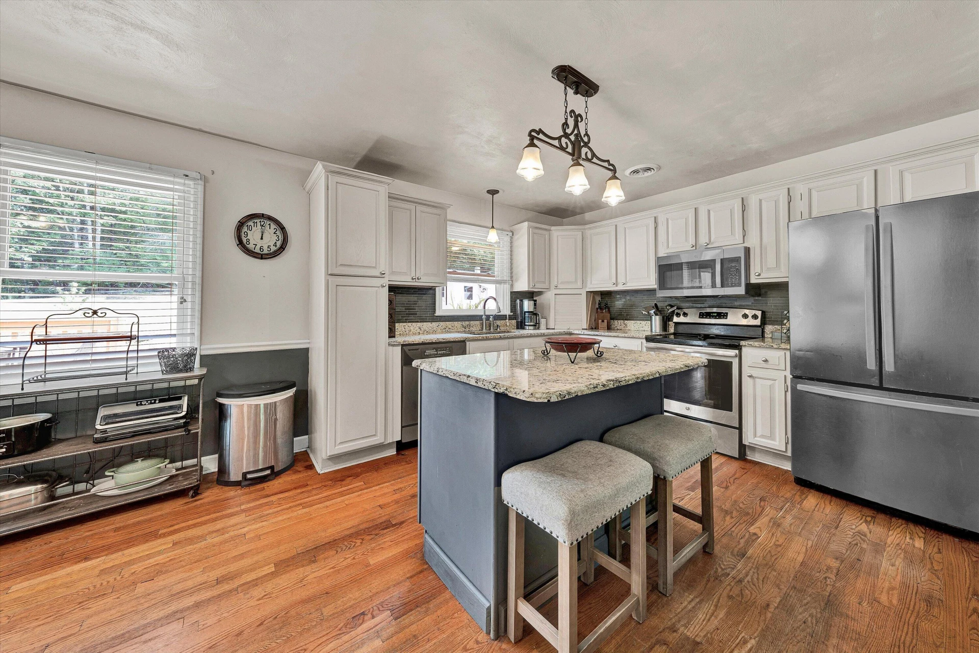 6804 Cotton Hill RD - Photo 8