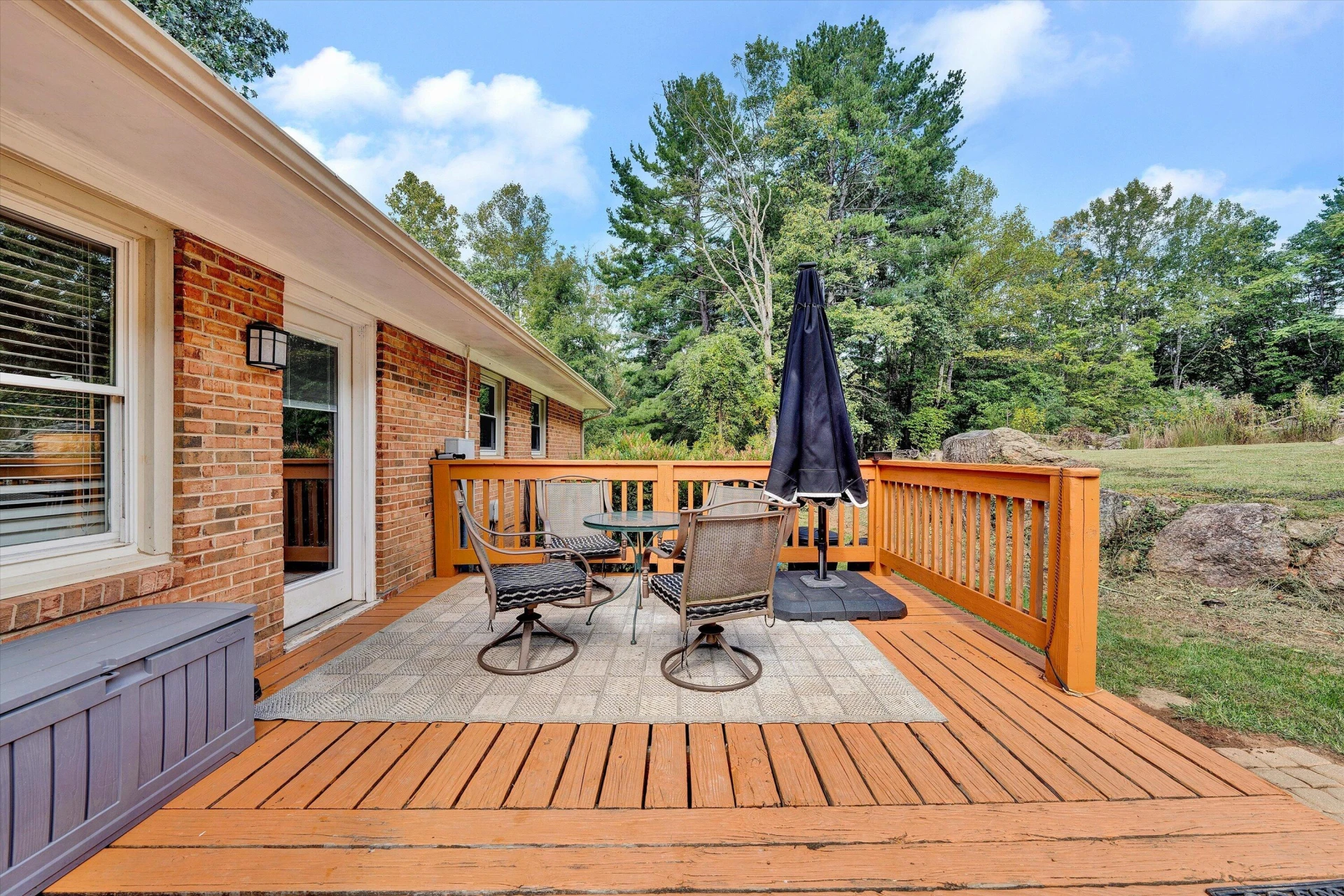 6804 Cotton Hill RD - Photo 16