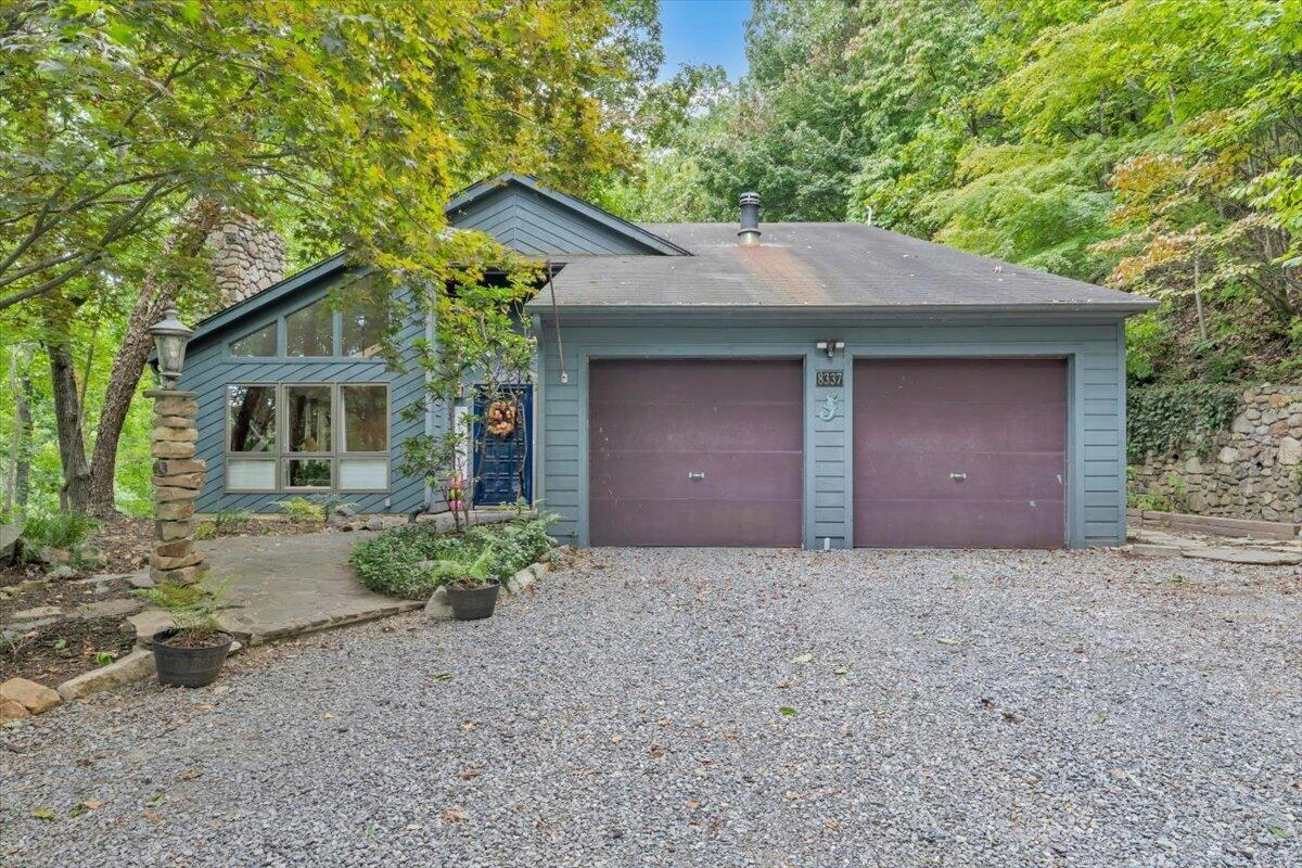8337 Salt Pond RD