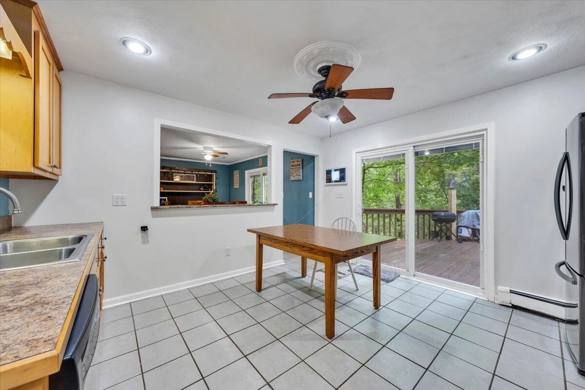 8337 Salt Pond RD - Photo 13