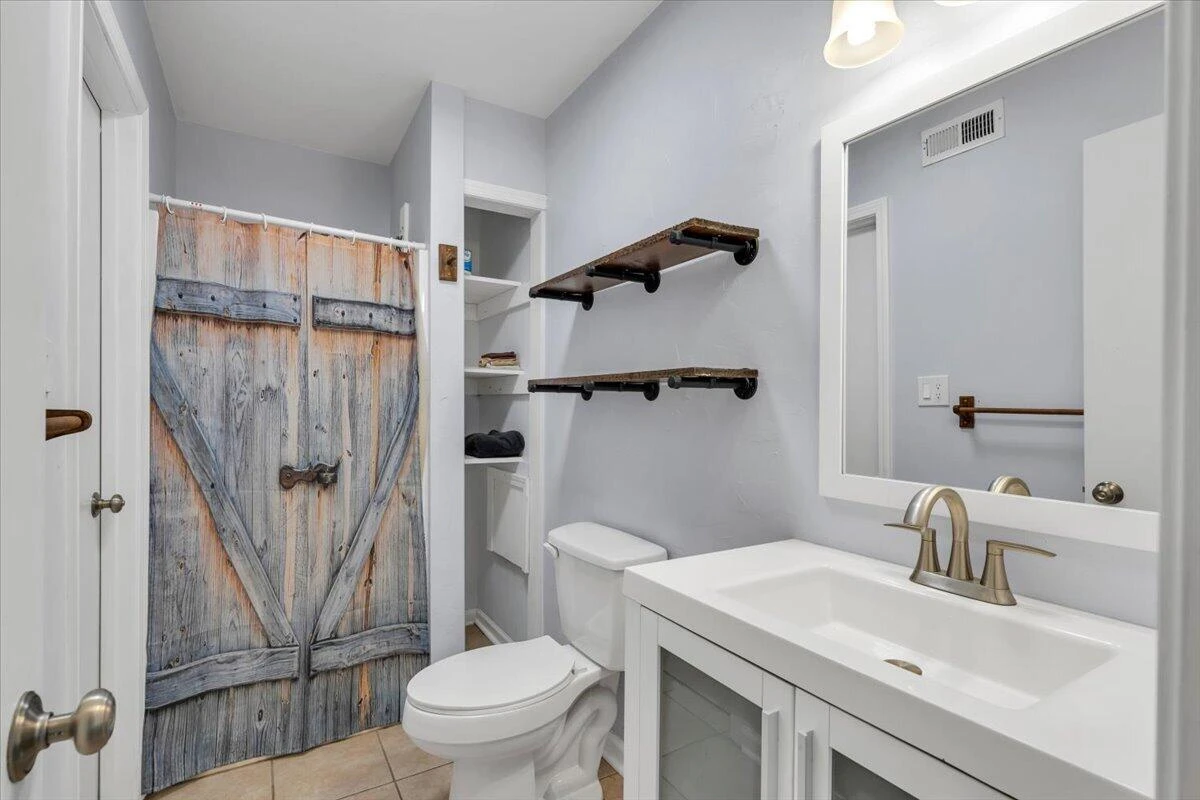 8337 Salt Pond RD - Photo 18