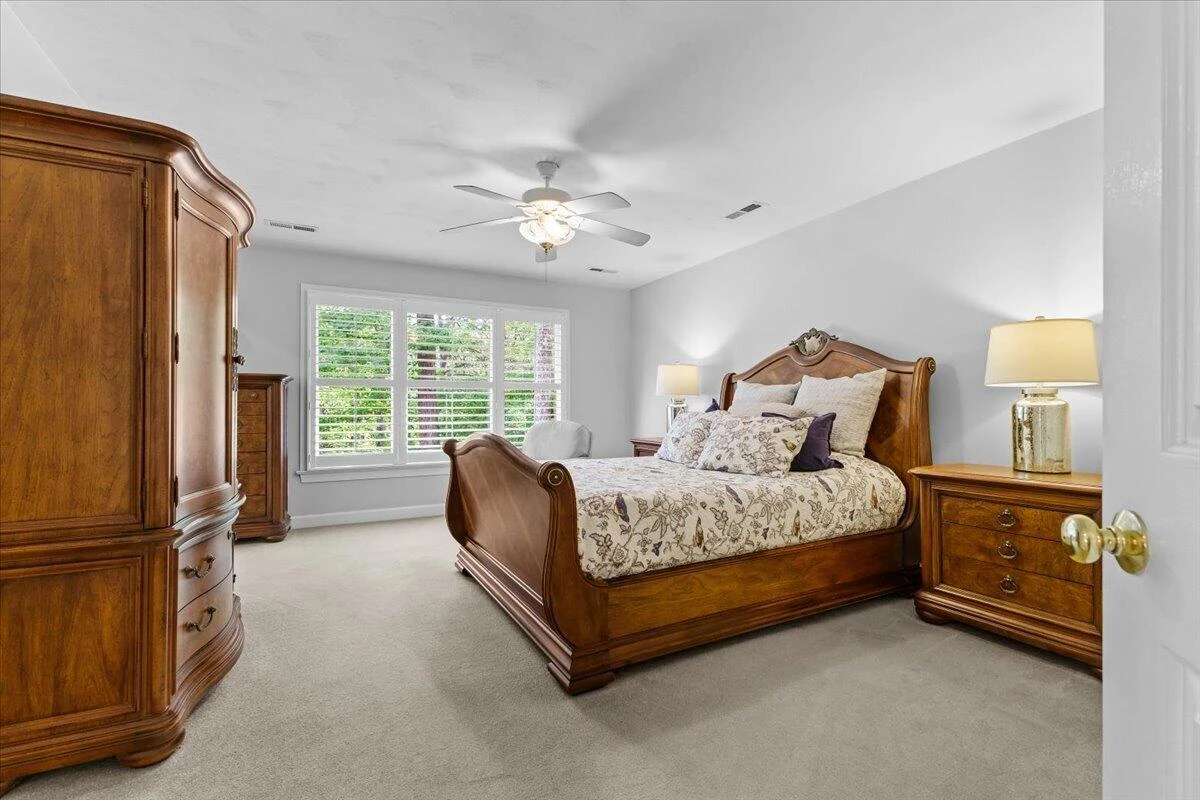 5713 Salisbury DR - Photo 27
