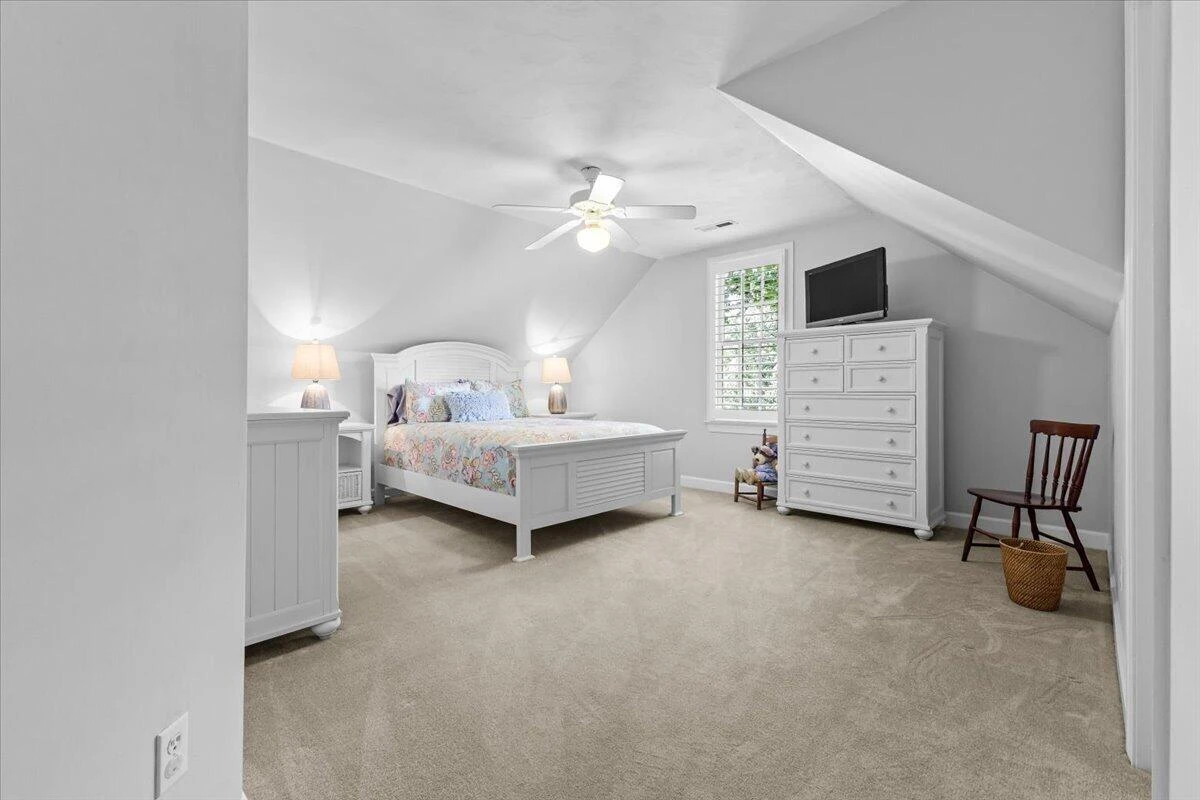 5713 Salisbury DR - Photo 41