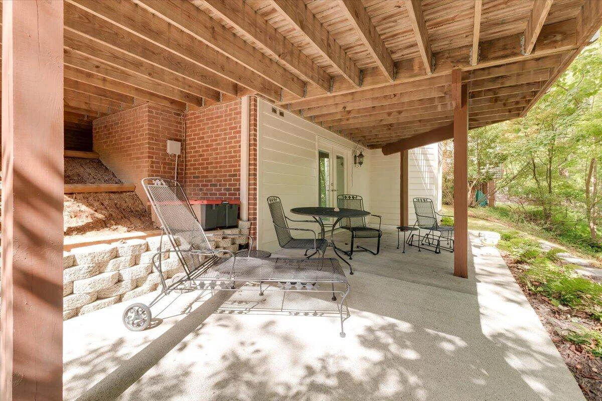 5713 Salisbury DR - Photo 47