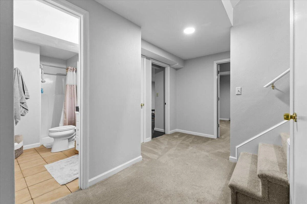 5713 Salisbury DR - Photo 51