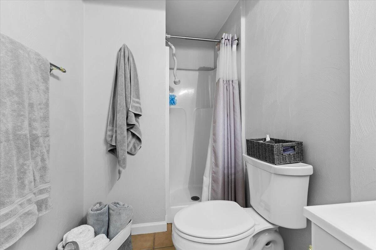 5713 Salisbury DR - Photo 52
