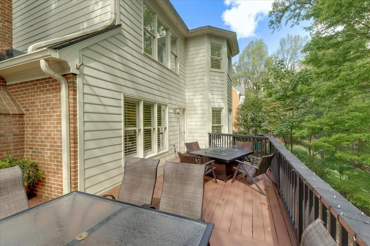 5713 Salisbury DR - Photo 57