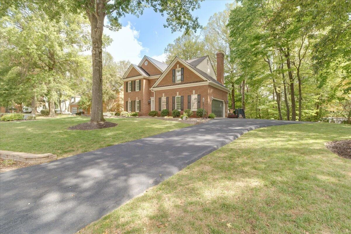 5713 Salisbury DR - Photo 3