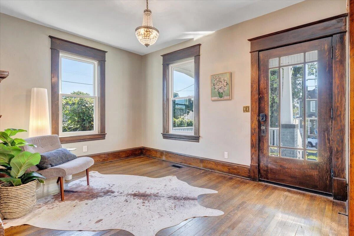 1307 Chapman AVE SW - Photo 8