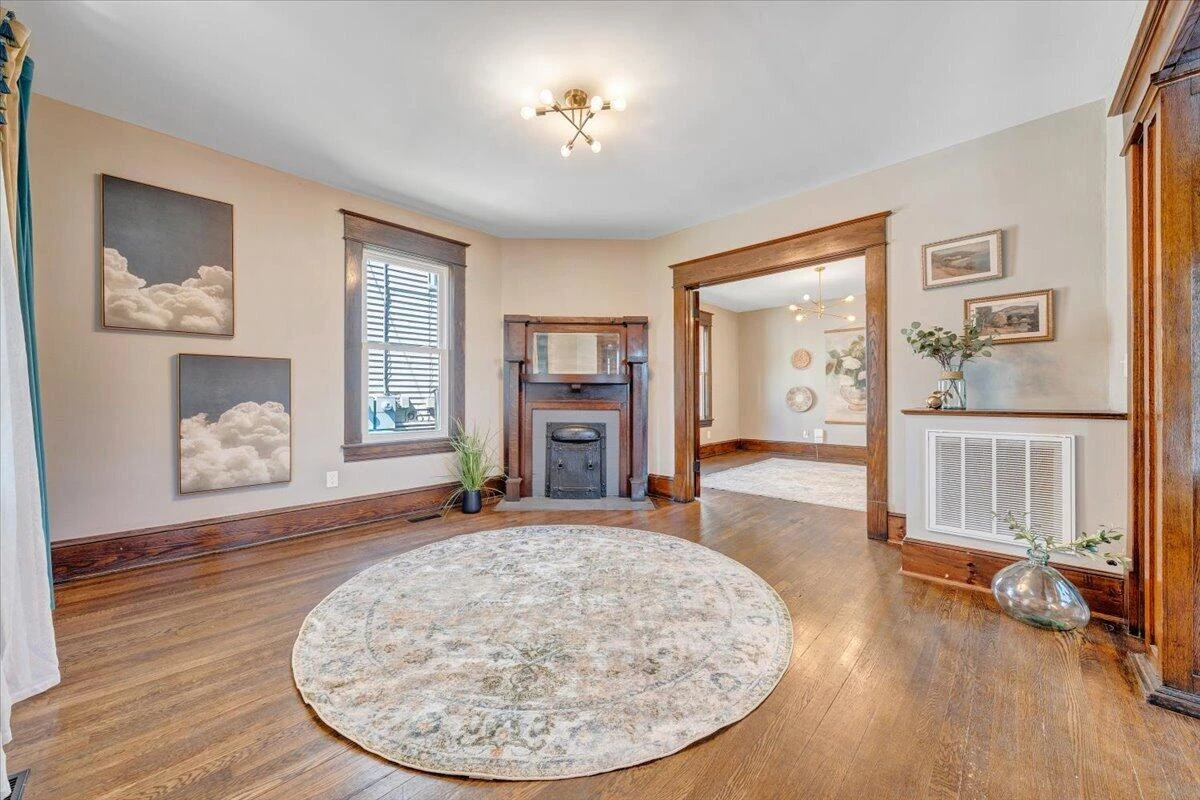 1307 Chapman AVE SW - Photo 11
