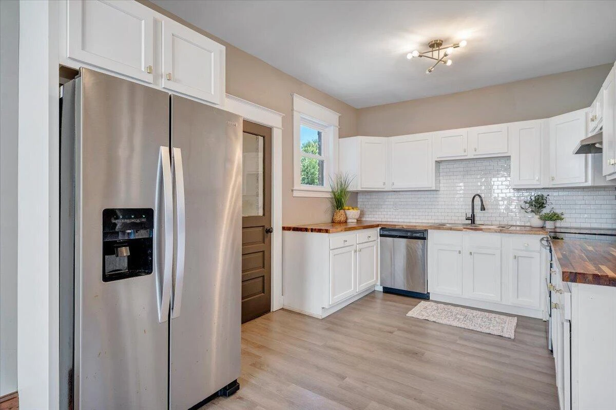 1307 Chapman AVE SW - Photo 23