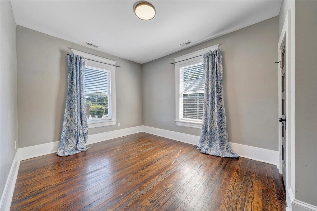 1307 Chapman AVE SW - Photo 33