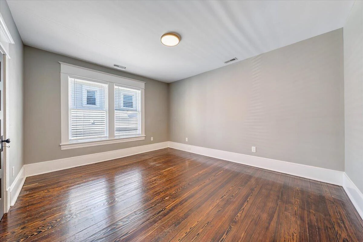 1307 Chapman AVE SW - Photo 35