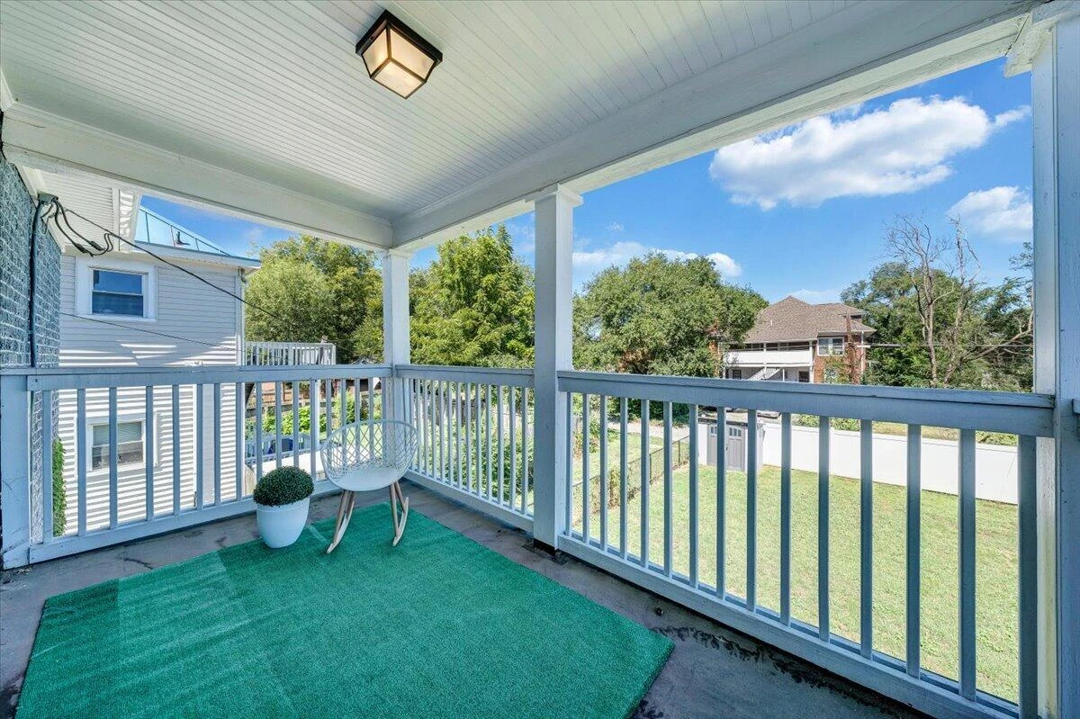 1307 Chapman AVE SW - Photo 41