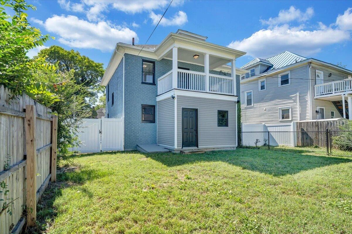 1307 Chapman AVE SW - Photo 44