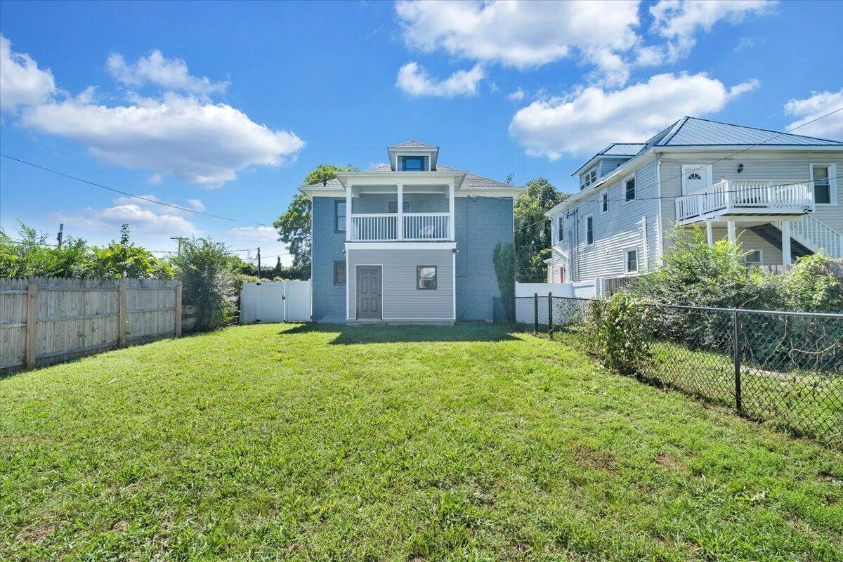 1307 Chapman AVE SW - Photo 46