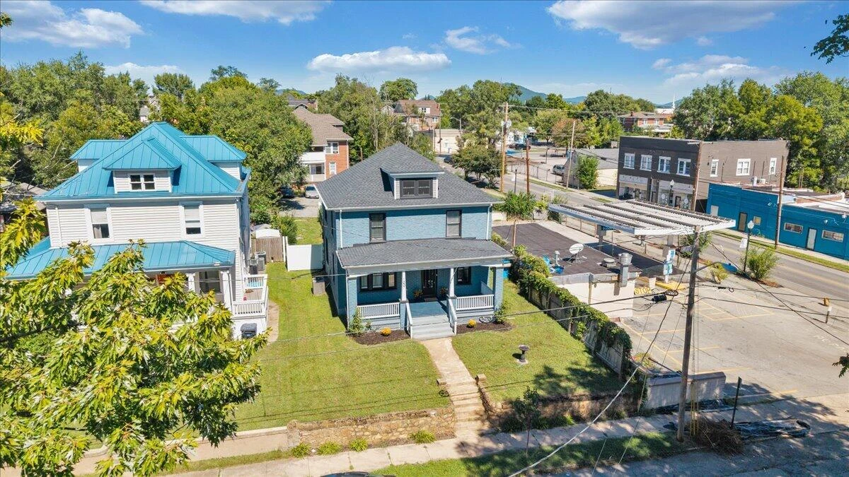 1307 Chapman AVE SW - Photo 51