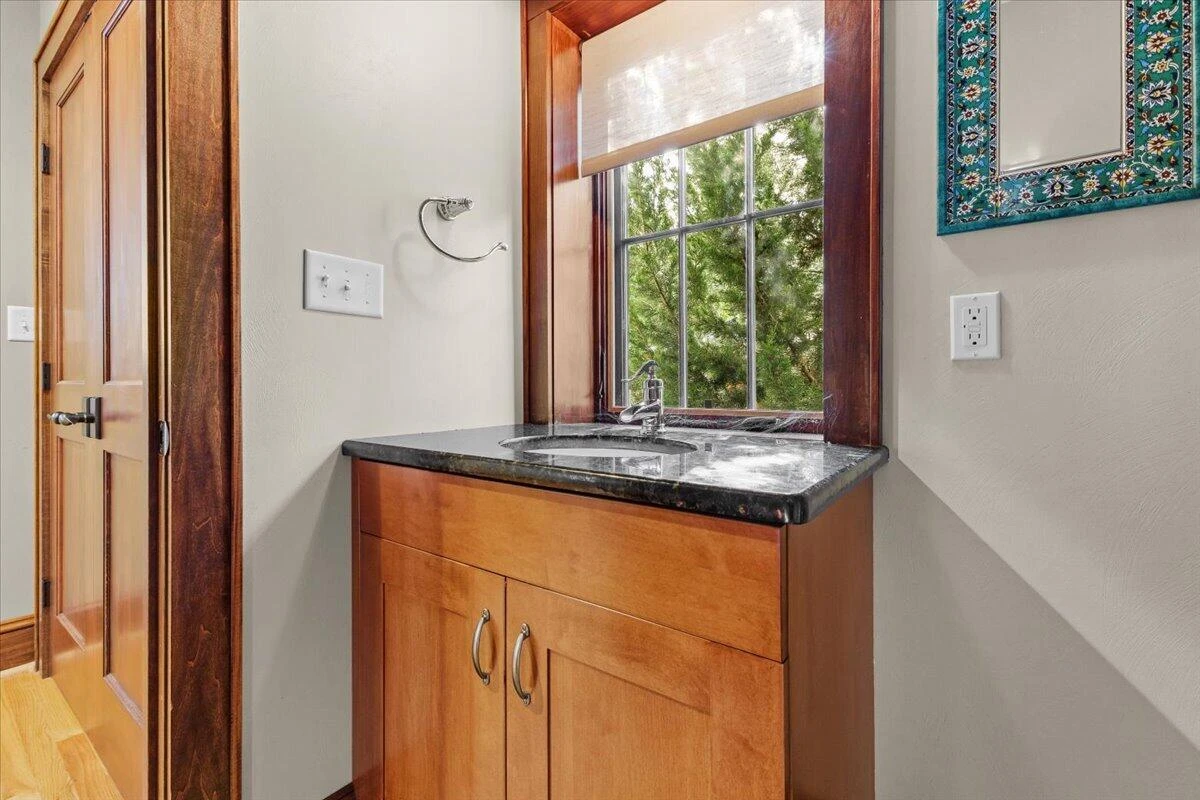 2412 Alberta AVE SW - Photo 29