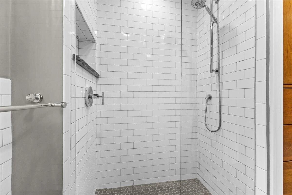 2412 Alberta AVE SW - Photo 32