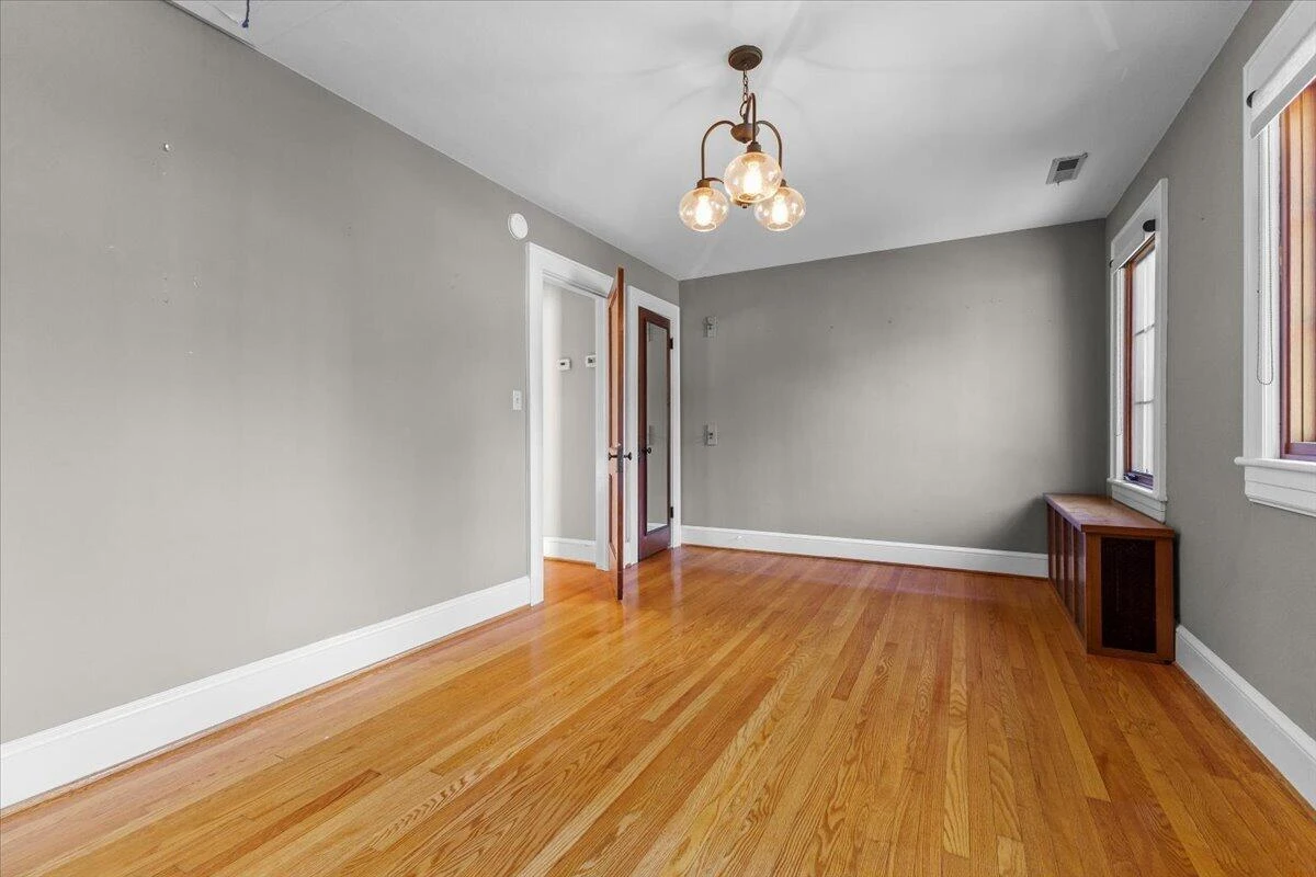 2412 Alberta AVE SW - Photo 38