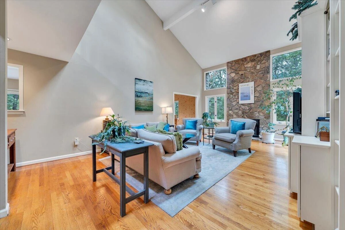 6709 Raintree RD - Photo 9