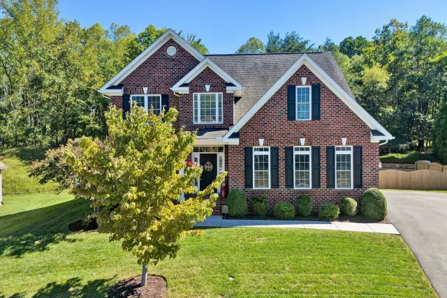 5869 Monet DR