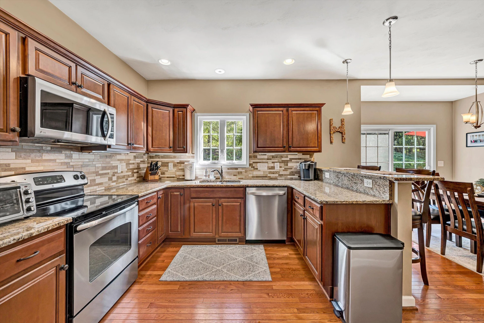 5869 Monet DR - Photo 9