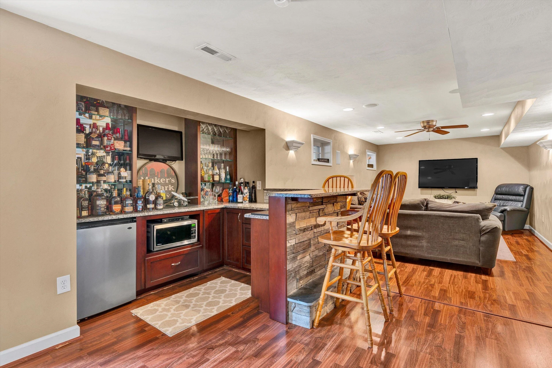 5869 Monet DR - Photo 34
