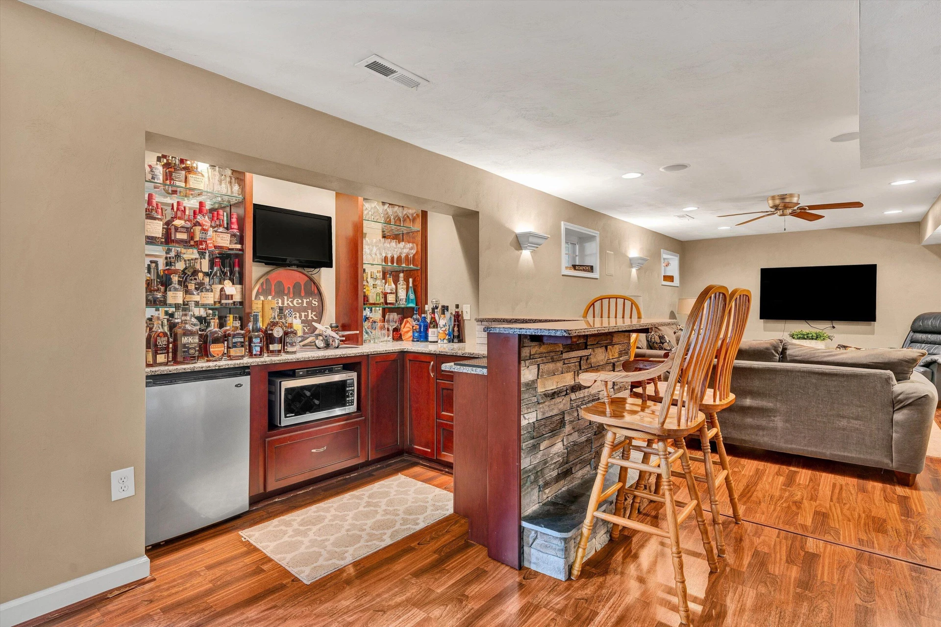 5869 Monet DR - Photo 35