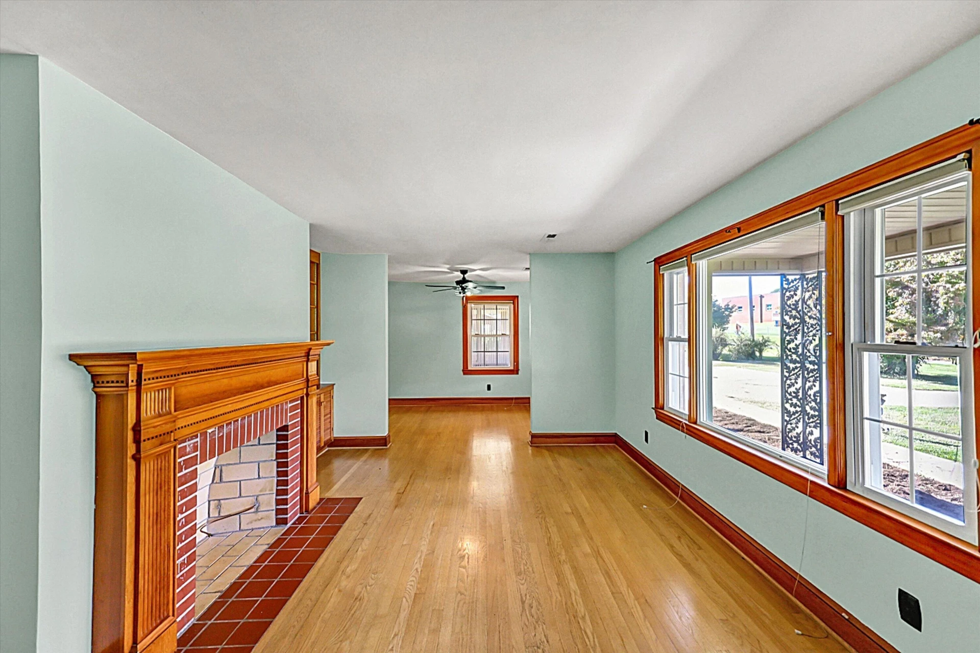 5394 SNOW CREEK RD - Photo 8
