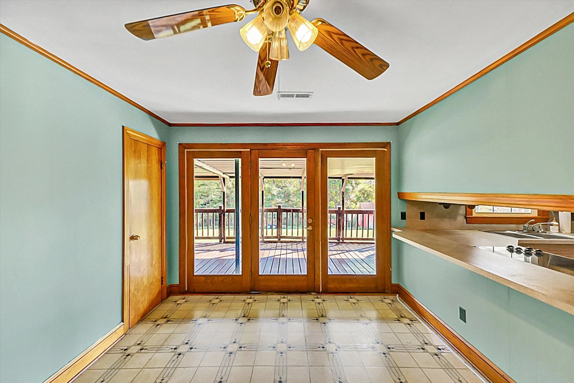 5394 SNOW CREEK RD - Photo 15