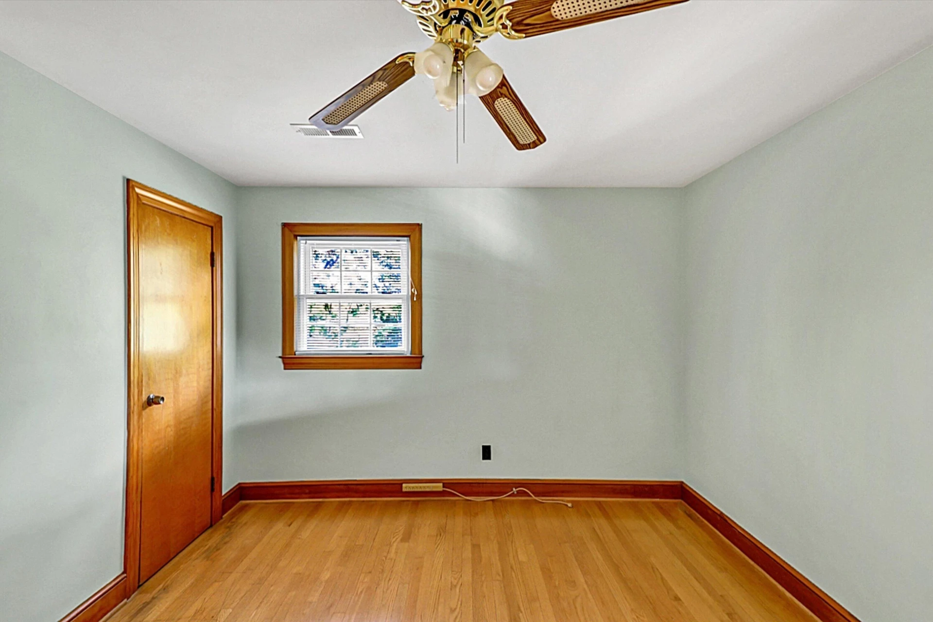 5394 SNOW CREEK RD - Photo 21