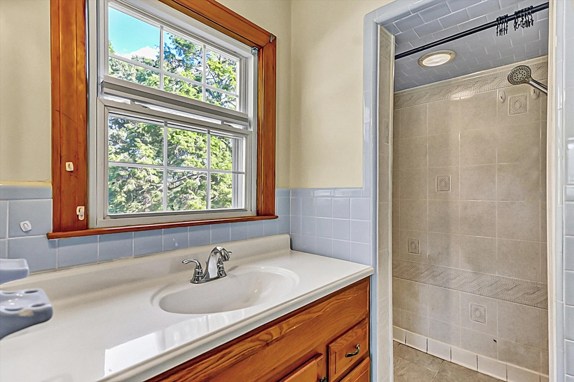 5394 SNOW CREEK RD - Photo 24