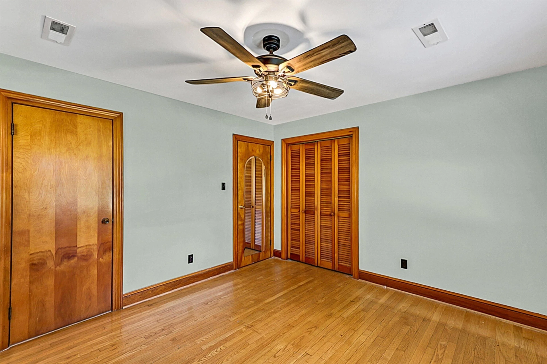 5394 SNOW CREEK RD - Photo 28