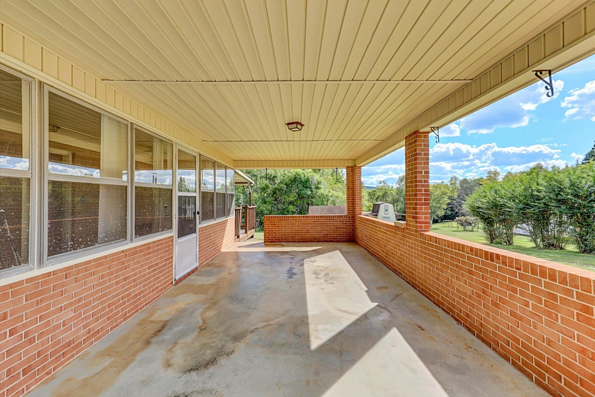 5394 SNOW CREEK RD - Photo 37