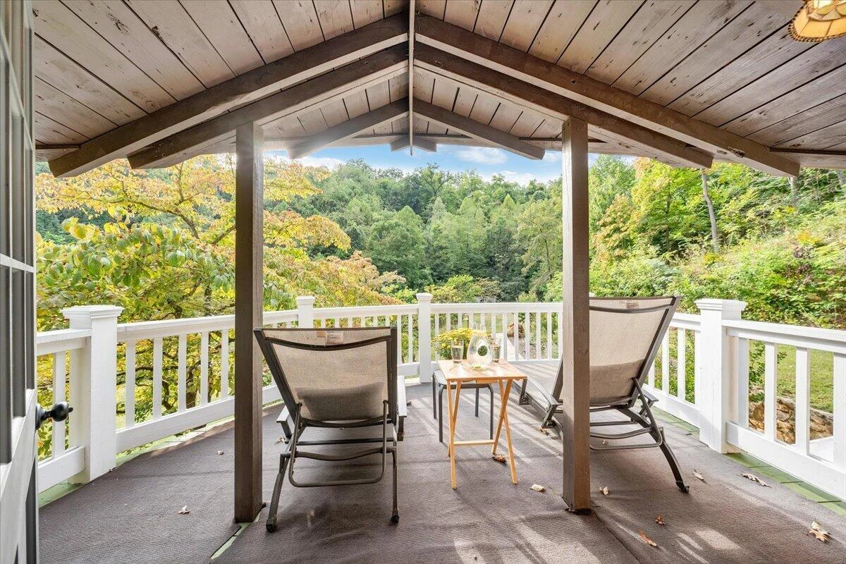 7965 Franklin RD - Photo 3