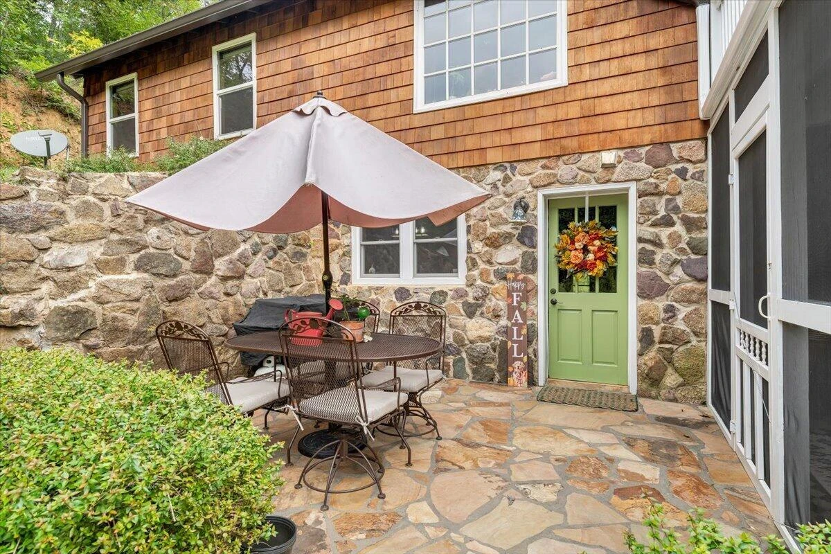 7965 Franklin RD - Photo 4