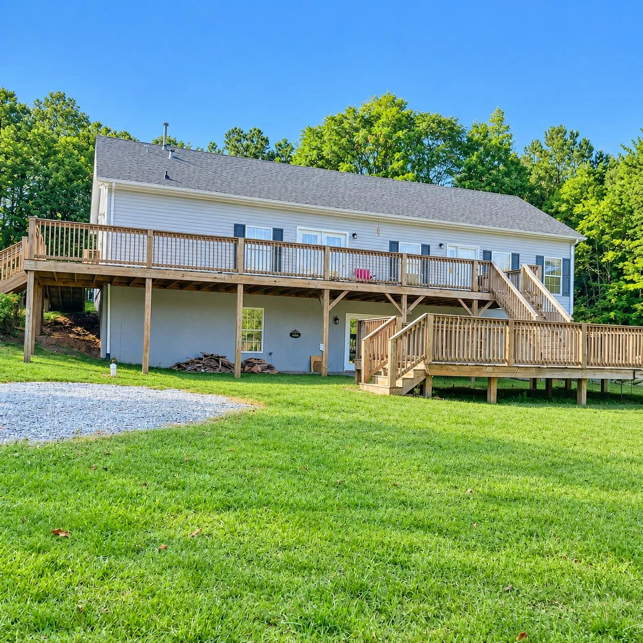 15 Acres LN