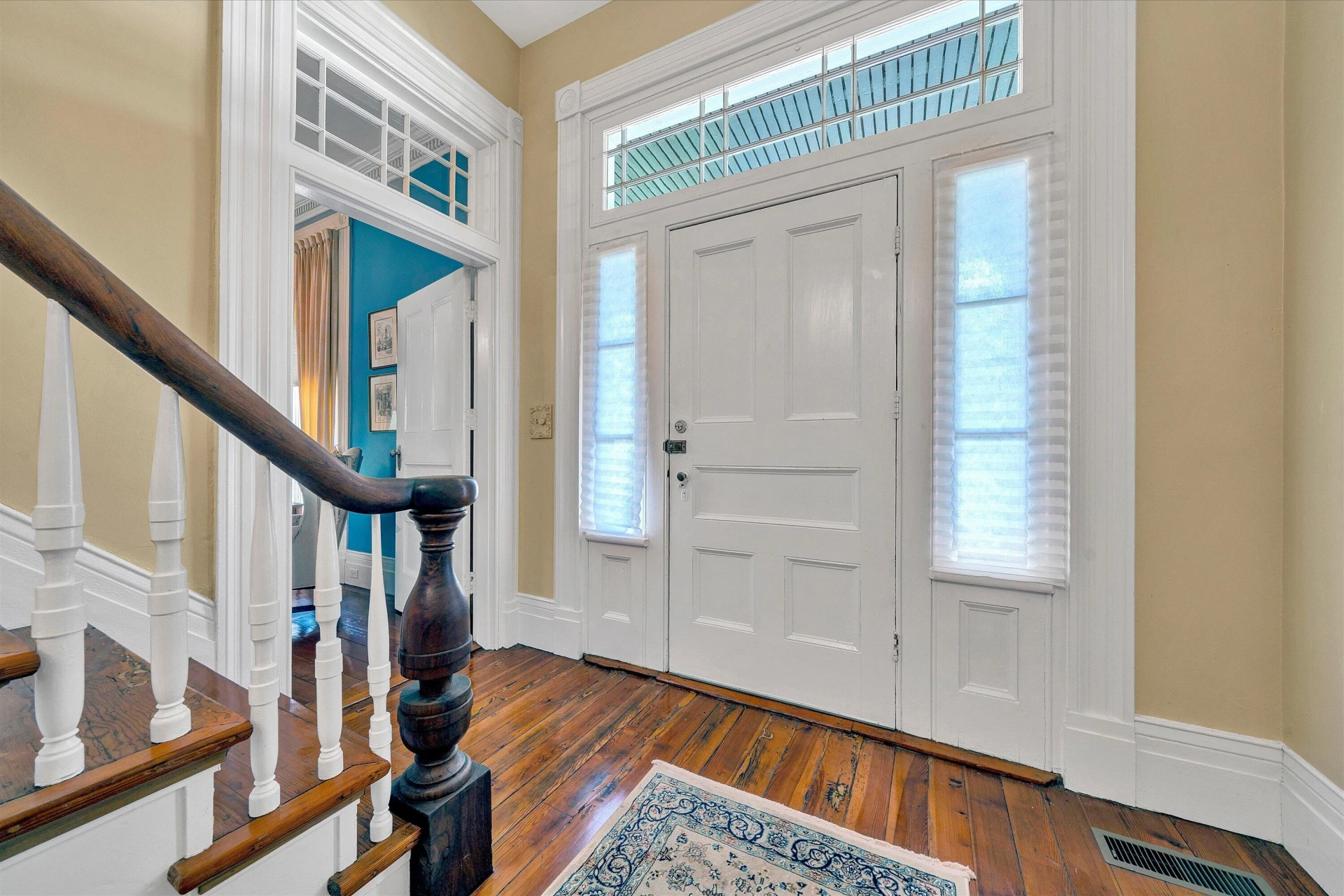 25 ORCHARD AVE - Photo 4